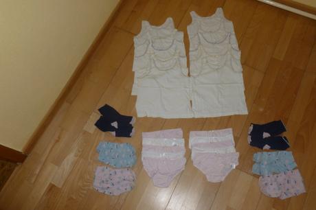 Spodné prádlo+ponožky, 104