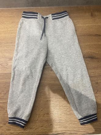 Chlapčenské teplaky, lupilu,86