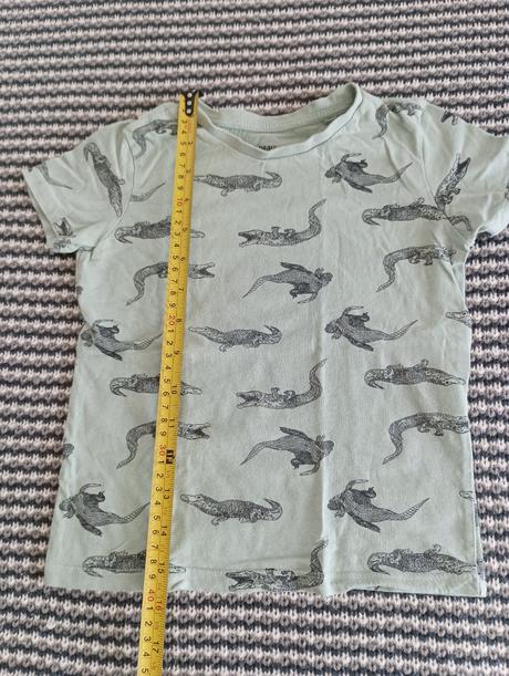 Tričká pre chlapca s potlačou aj na chrbte, sinsay,104