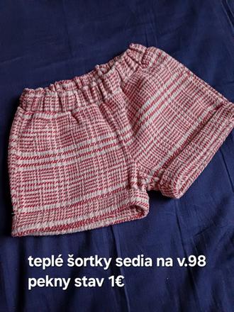 Teplé šortky, 98
