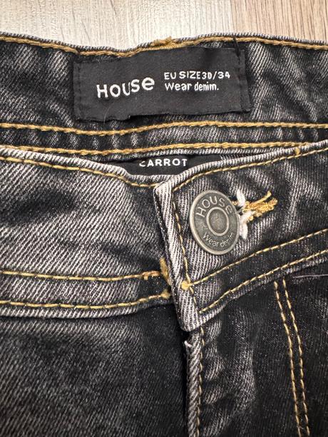 Rifle house, house,s