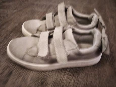 Tenisky, reserved,32