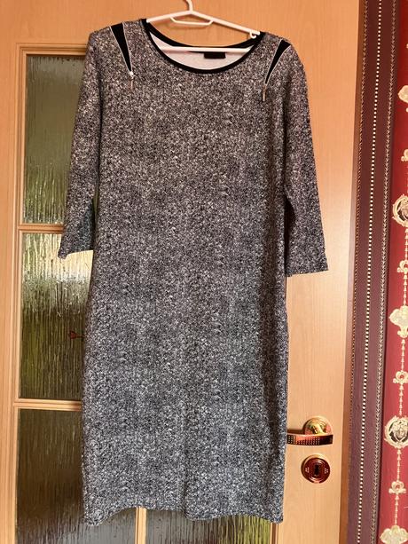 Elestické šaty, xl