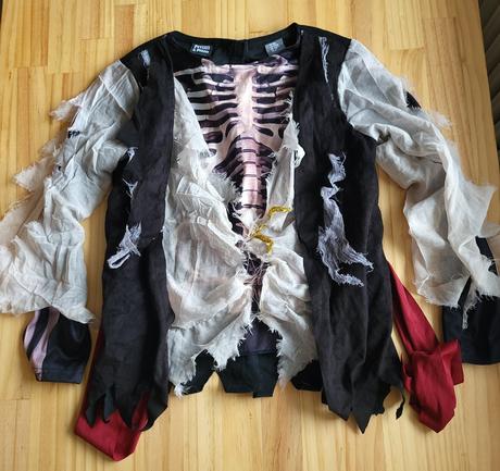 Halloween kostým na 7-8 rokov, 