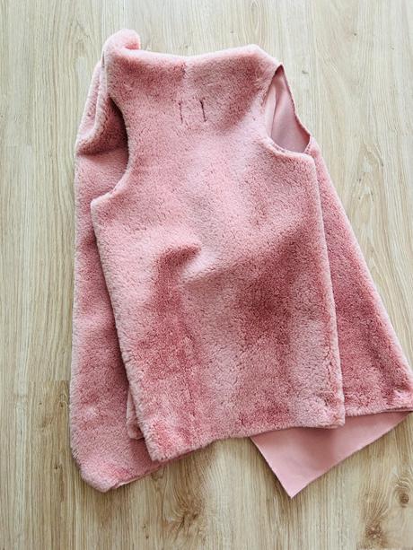 Nádherná kožušinková vesta veronika in, pc 90 eur,