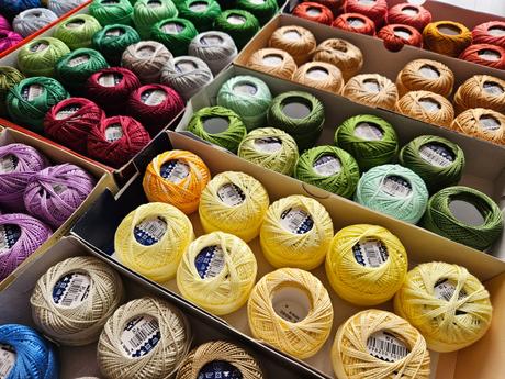 Puppets perle perlovka - priadza na vyšívanie, rôz, 