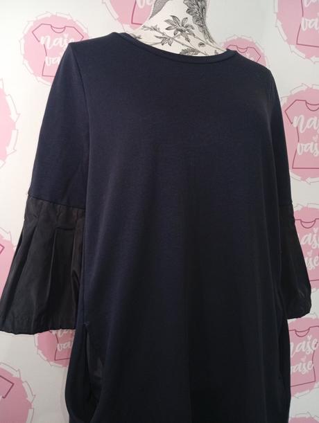 Veľmi zaujímavé šaty,