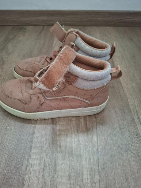 Topánky prechodné, 33