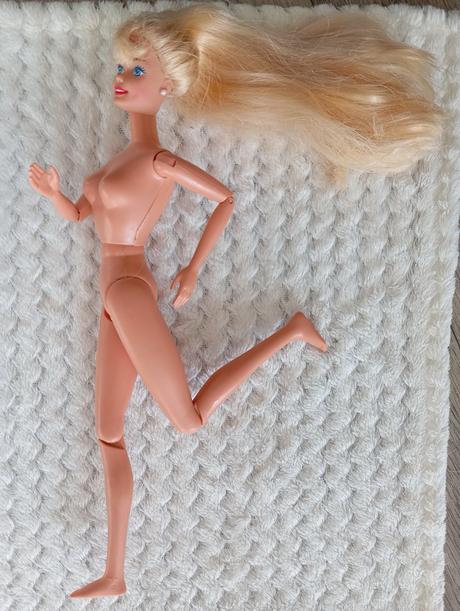 Barbie roztlieskavačka 1996, 