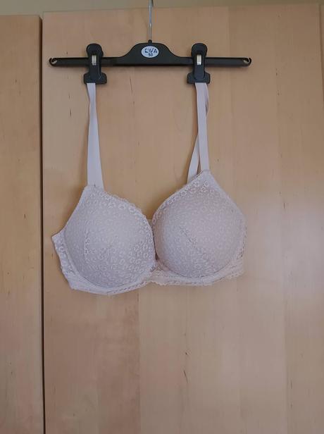 Podprsenku 80d krémová, h&m,80d