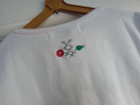 Pekné tričko - blúzka, 152