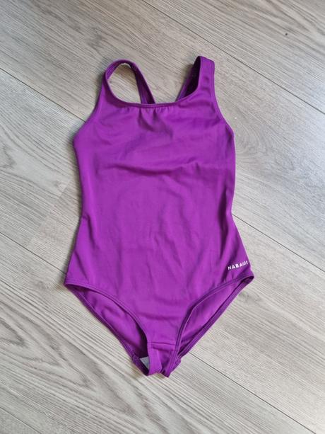 Jednodielne športové plavky, nabaiji,104