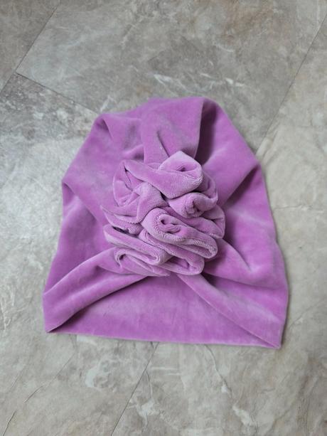 Fialová turban čiapka 53/54cm, 128