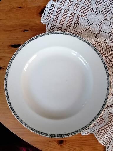 Servírovací tanier, 