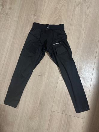 Kompresne nohavice na hokej velkost 6 rokov, 116