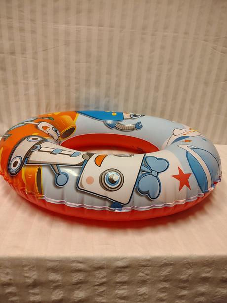Retro koleso vesmírni roboti, bestway 2014, 61 cm,