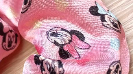Scrunchie - minnie mouse, disney