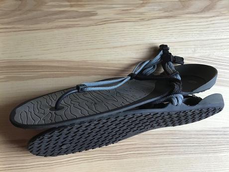 Málo nosené xero amuri cloud, 46