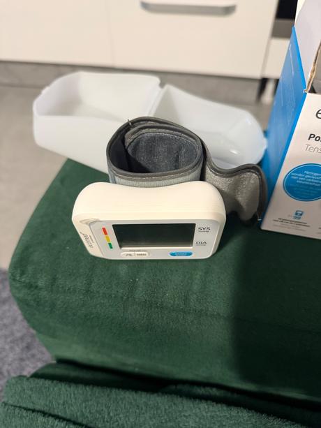 Tlakomer na zápästie, 