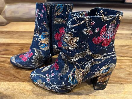 Kotníkové topánky, 38