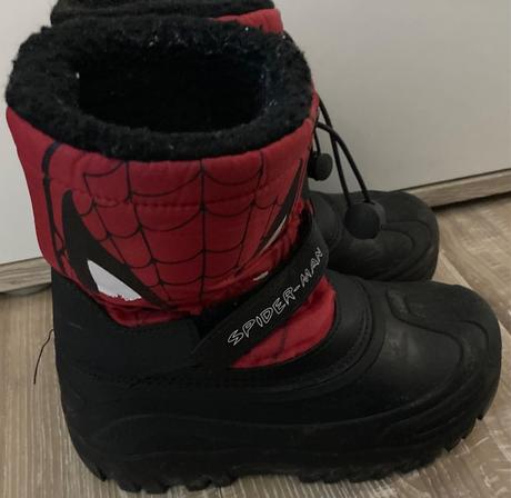 Snehule spiderman, marvel,30