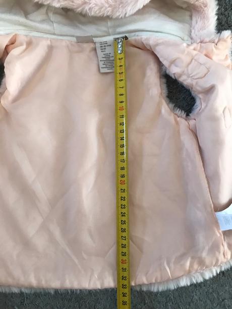 Huňatá vesta v.92, 92