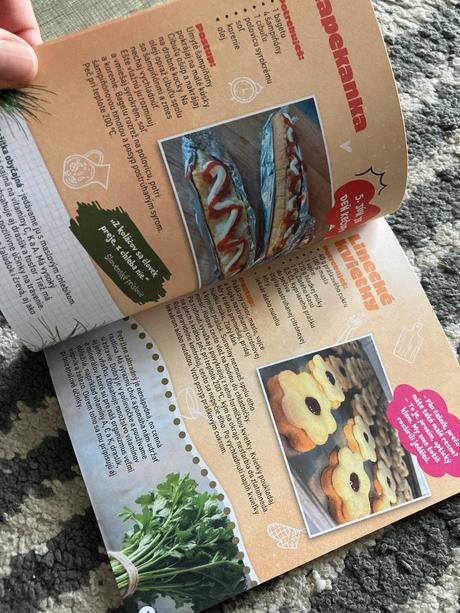 Fifík 10x,vianočná knižka,pečieme s láskou 2024/25, 