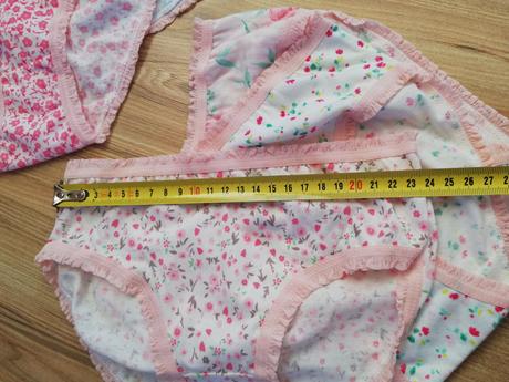 Nové nohavičky 9x, 122