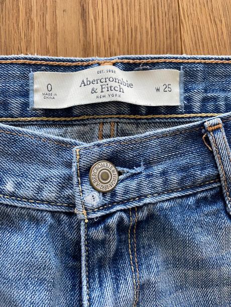 Kratasy abercrombie 25, abercrombie&fitch,26