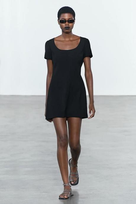 Zara púzdrové malé čierne kvalitné šaty m-l, zara,m