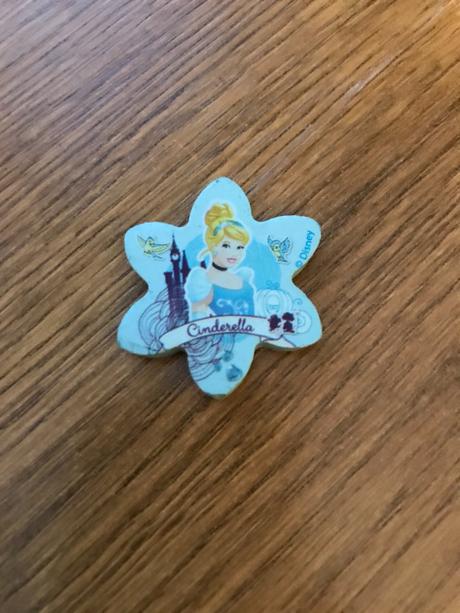 Guma s popoluskou , priemer 3 cm,