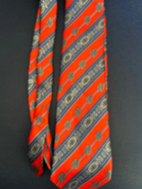 Predám kravatu, 