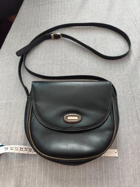 Malá čierna crossbody kabelka koža, 
