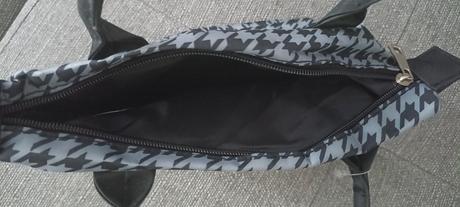 Jednoduchá kabelka do ruky,