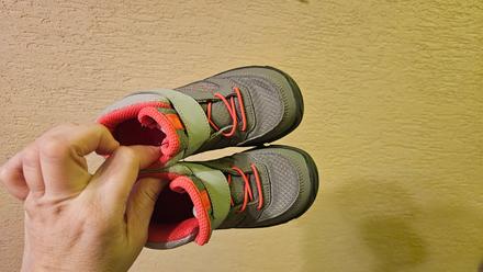 Turisticke topanky 27, quechua,27