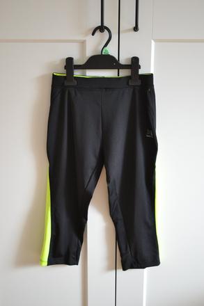 Čierne športové nohavice 140, 140