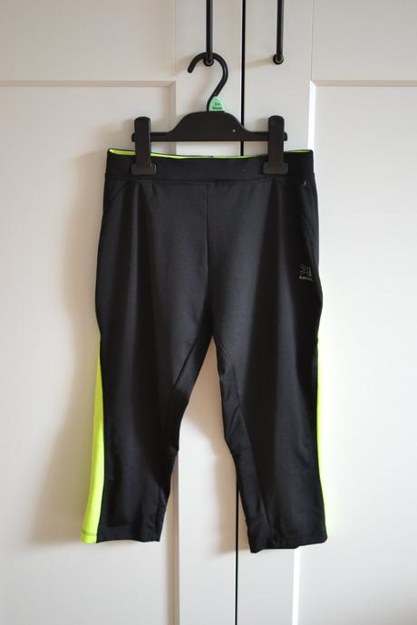 Čierne športové nohavice 140, 140