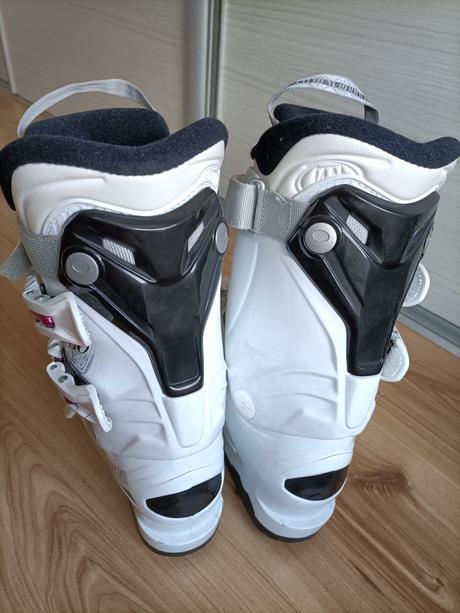 Lyžiarky tecnica 240 245, tecnica,38