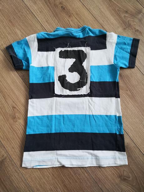 Ttričko s trojkou, zara,116