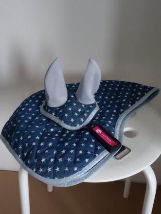 Čabraka a deka na hobby horse, 