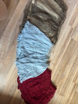 3 ks sukne 128, zara,134
