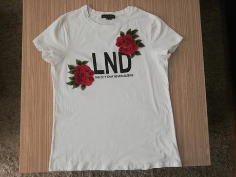 Biele tričko s kvetmi l/40, gate,l