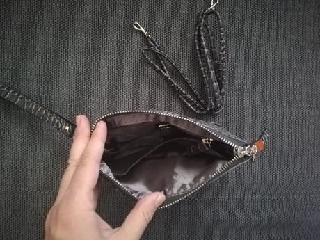 Kabelka carpisa do ruky i na plece, carpisa