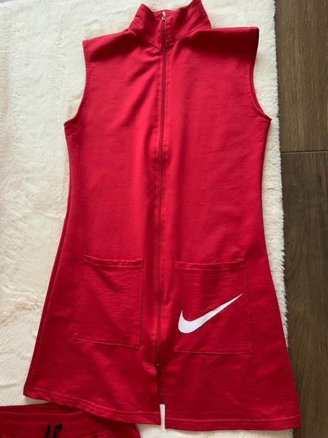 Cervena nike suprava, nike,s