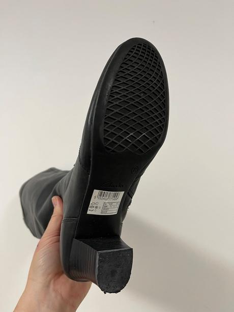 Kožené čižmy clarks vel 41, clarks,41