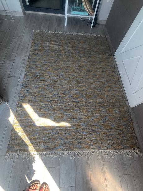 Koberec 220x150,