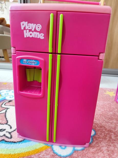 Chladnička pre bábiky, 