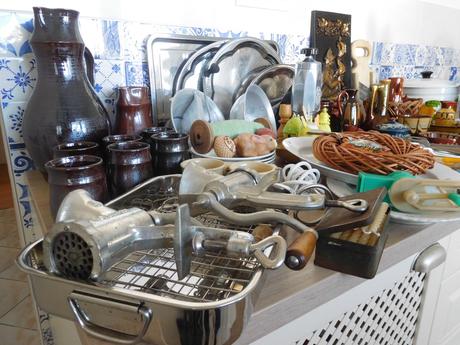 Smalt, keramika, prútené,mlynčeky,,