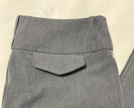 Sivé rozšírené nohavice, m