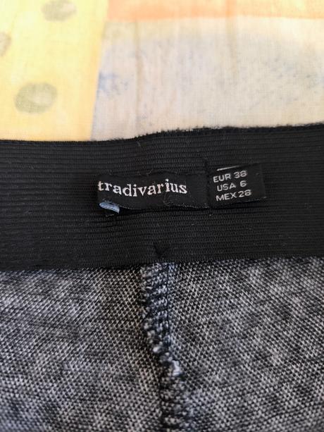 Kárované nohavice, stradivarius,m